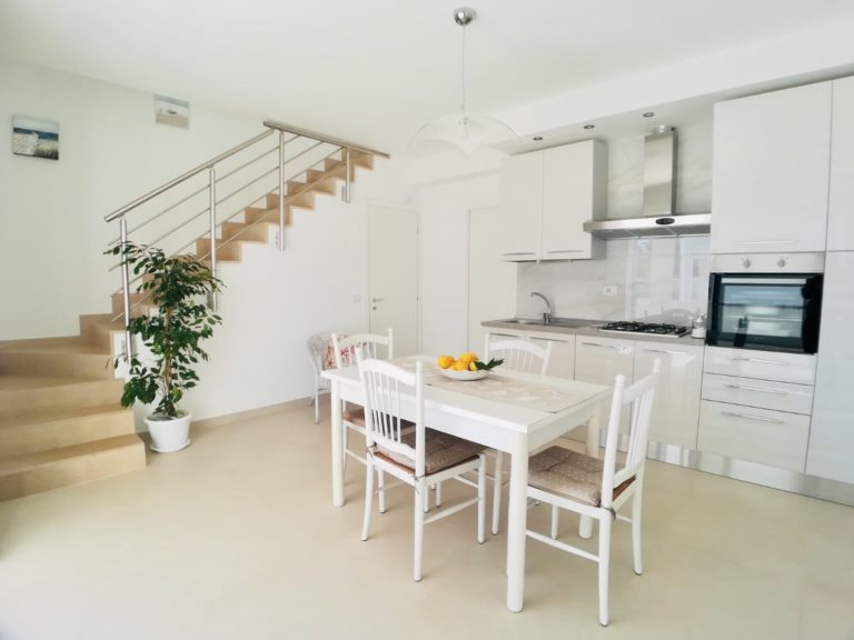 Suites & Living Spaces
